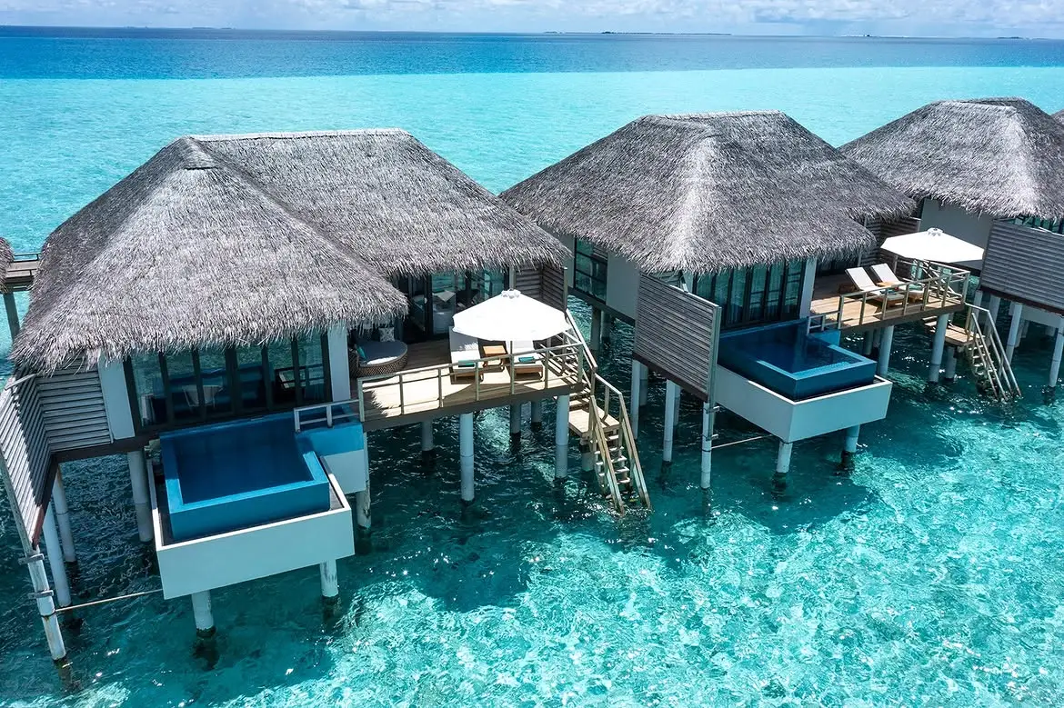 How to Choose the Best Maldives Resort for Your Honeymoon.