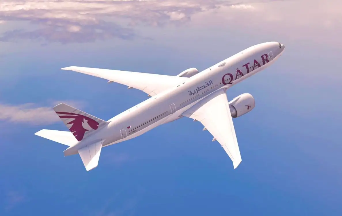 Qatar flight flying to the Maldives