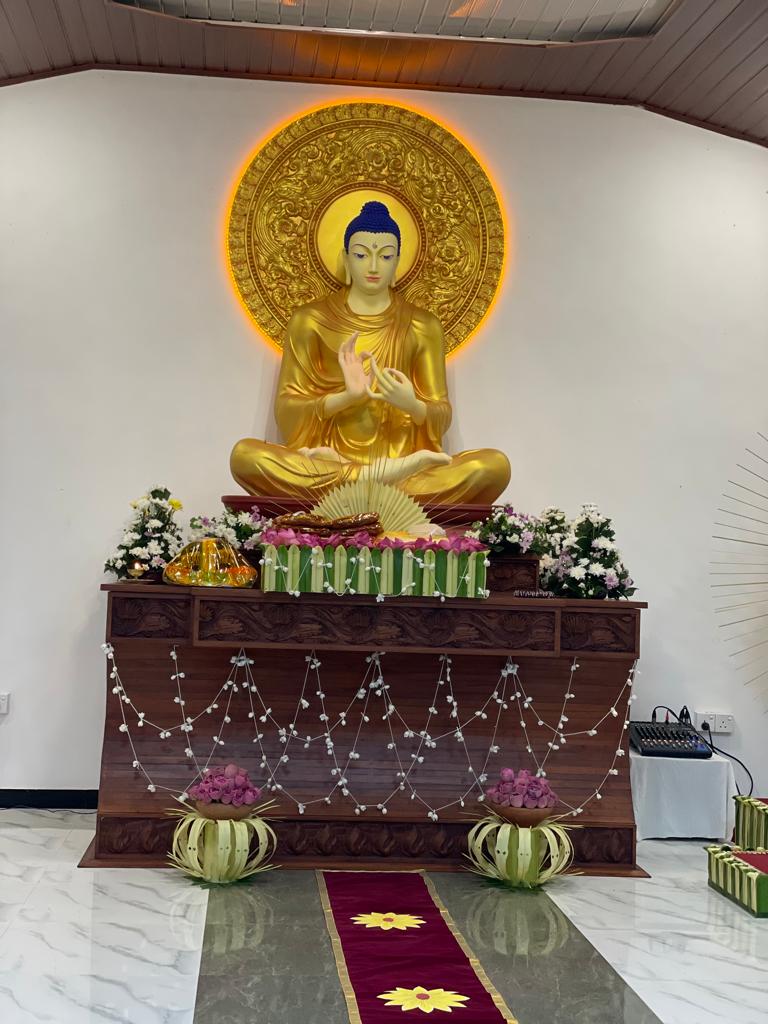 Mahamevnawa Meditation Monastery - Dambadeniya