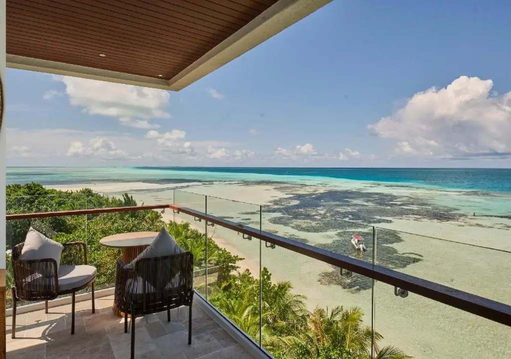 Stone Hotels Dhiffushi — Grand Infinity Sea View Room