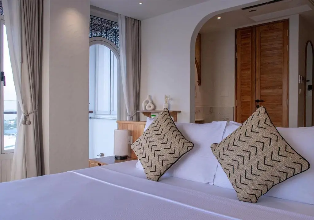 Stone Hotels Dhiffushi — Grand Sea View Room