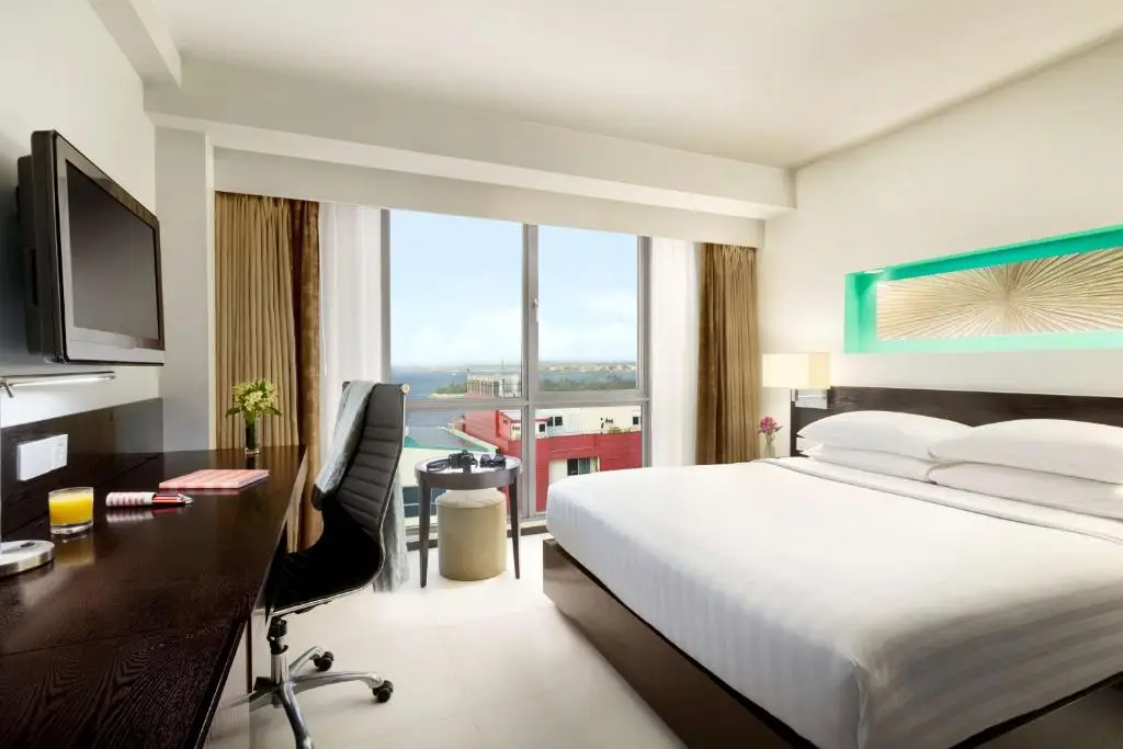 JEN Maldives Malé by Shangri-La — Deluxe Queen Room with Ocean View