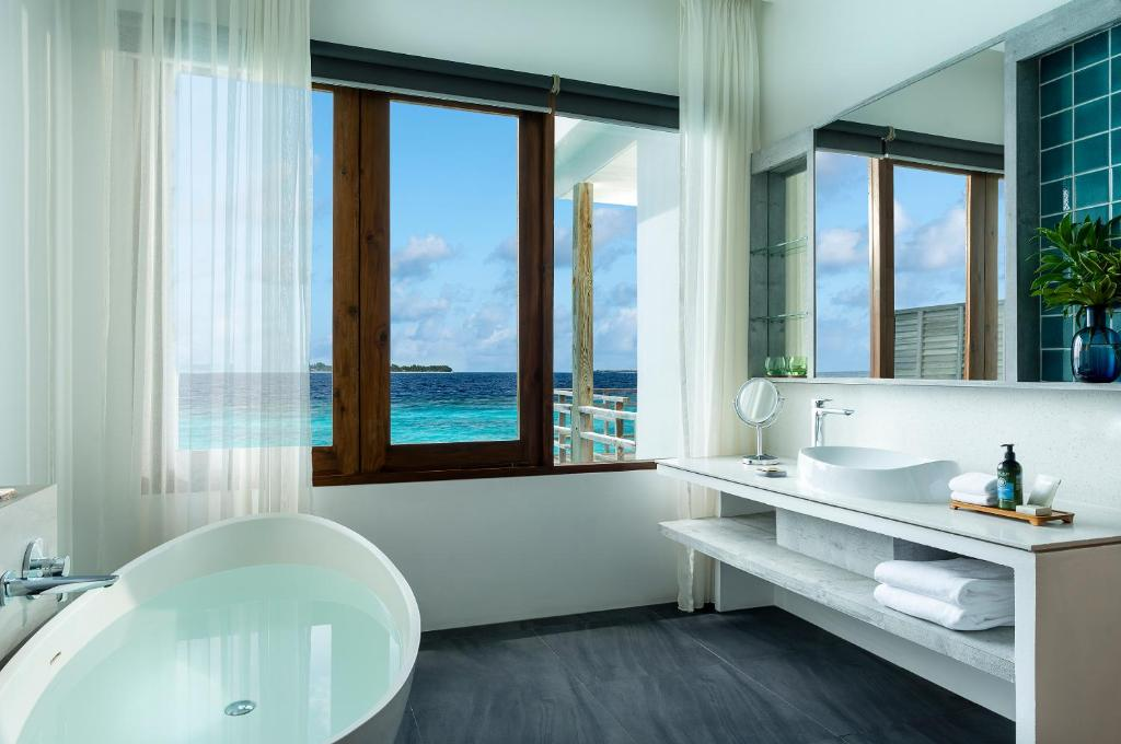 Niva Dhigali Maldives — Water Villa