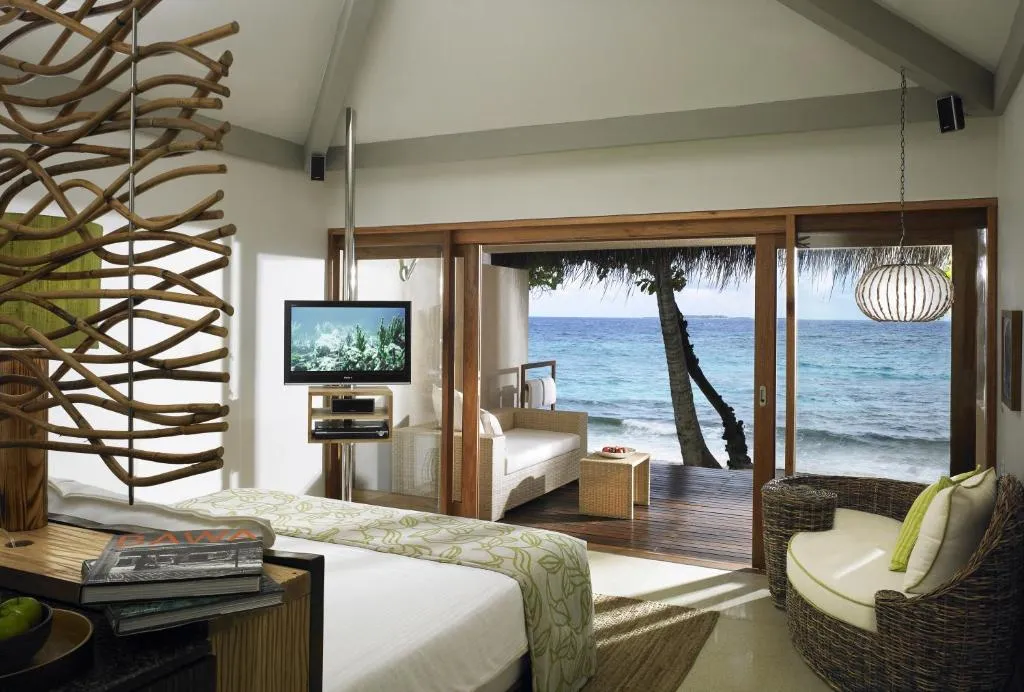 Taj Coral Reef Resort & Spa Maldives — photo 4
