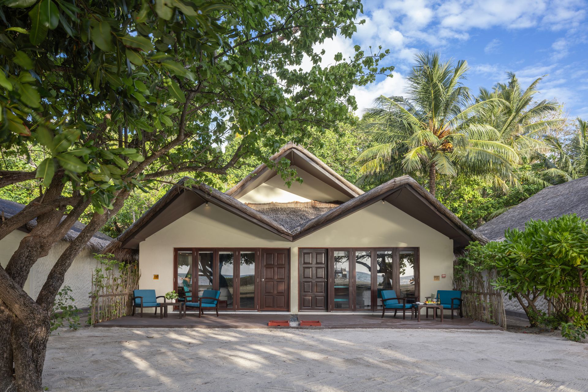 Adaaran Select Hudhuran Fushi — Family Beach Villa