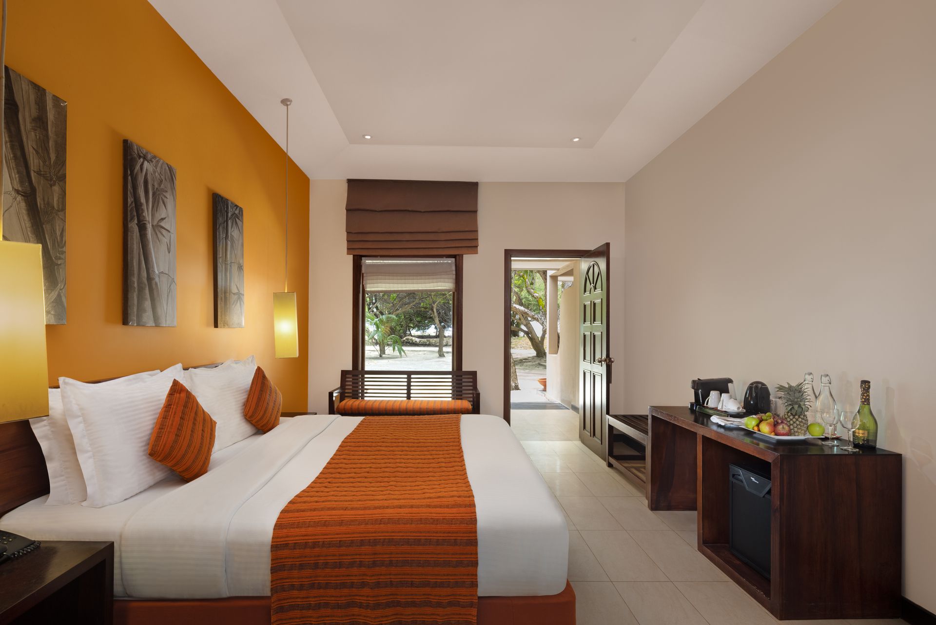 Adaaran Select Hudhuran Fushi — Lohis Villa