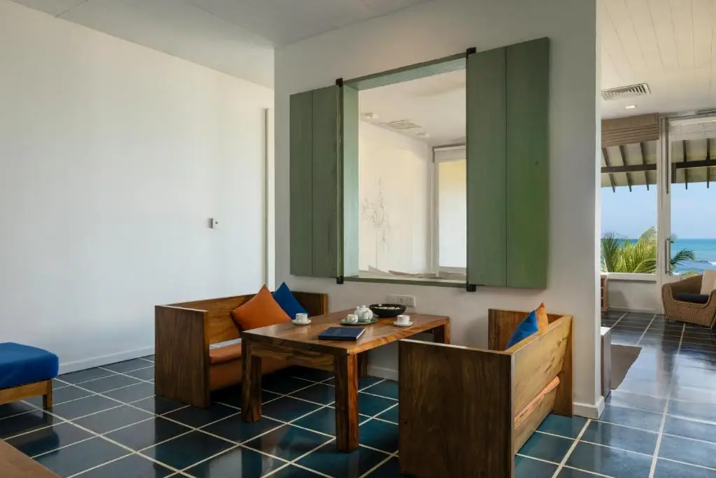 Jetwing Blue — Suite with Sea View