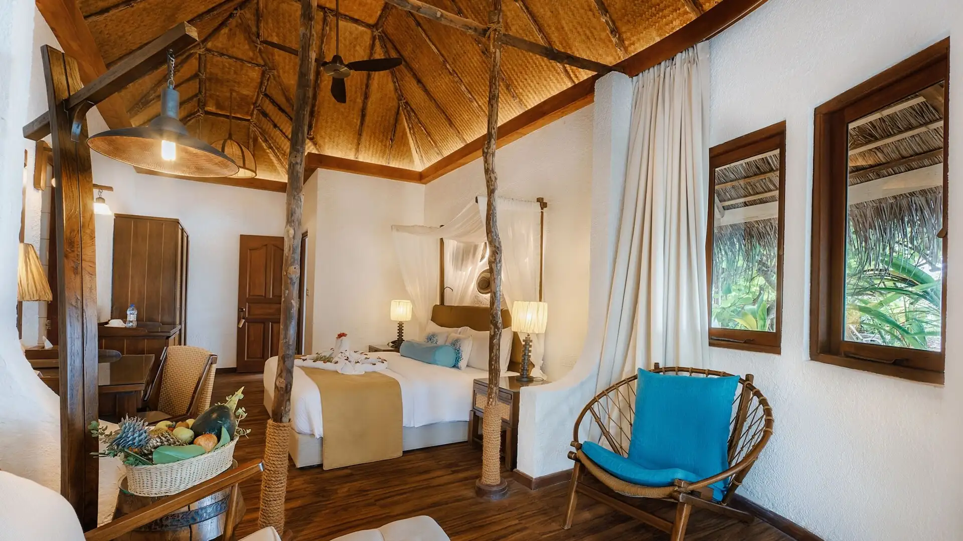 Makunudu Island — Deluxe Beach Bungalow