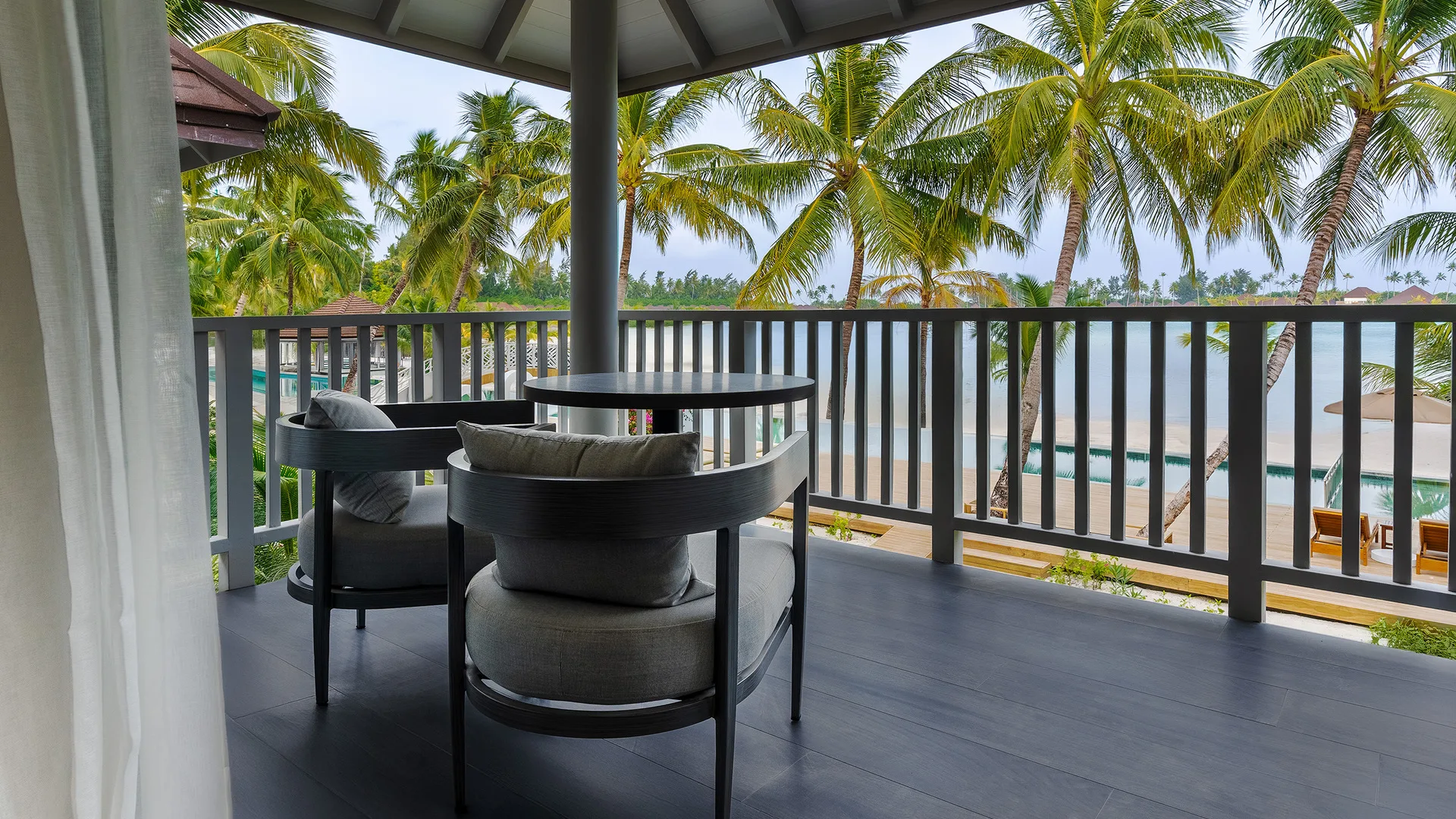 Sun Siyam Olhuveli — Beach Pavilion