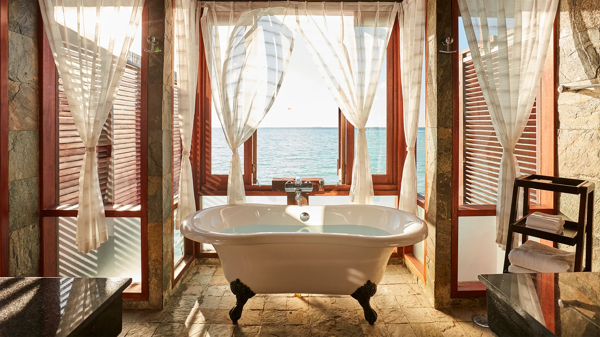 Sun Siyam Olhuveli — Deluxe Water Villa