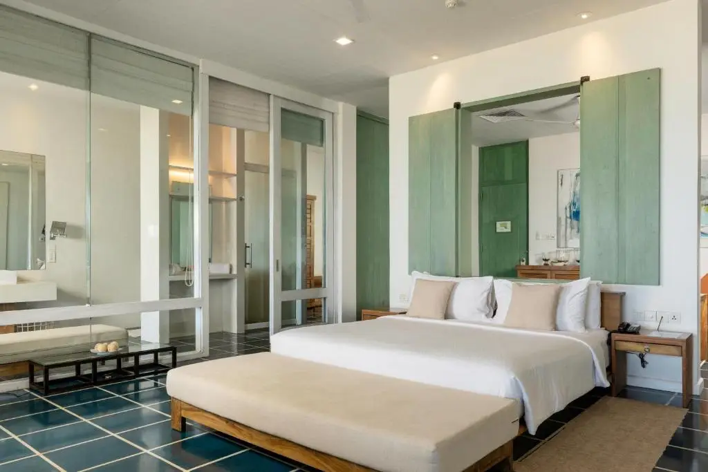 Jetwing Blue — Suite with Sea View
