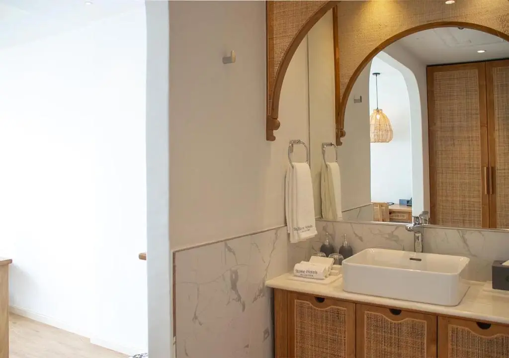 Stone Hotels Dhiffushi — Premium Deluxe Sea View Room