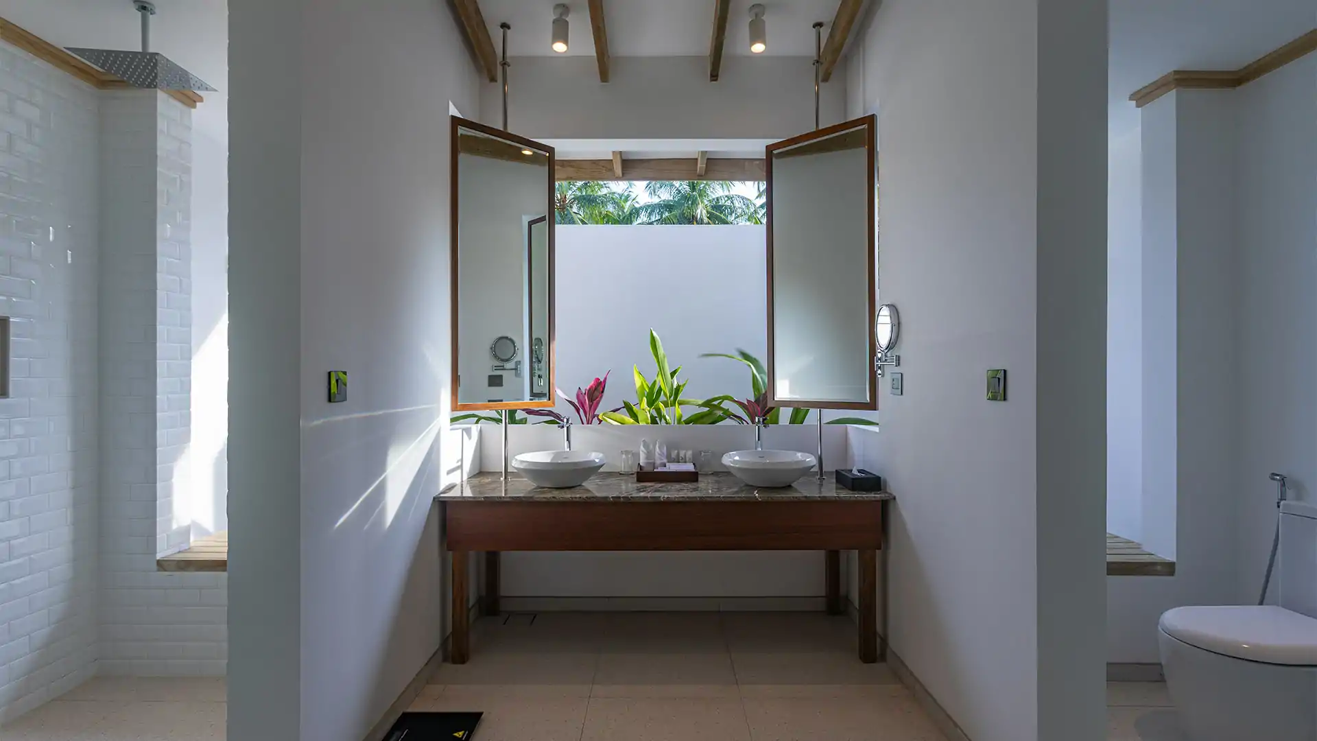 Cinnamon Hakuraa Huraa Maldives — Beach Bungalow