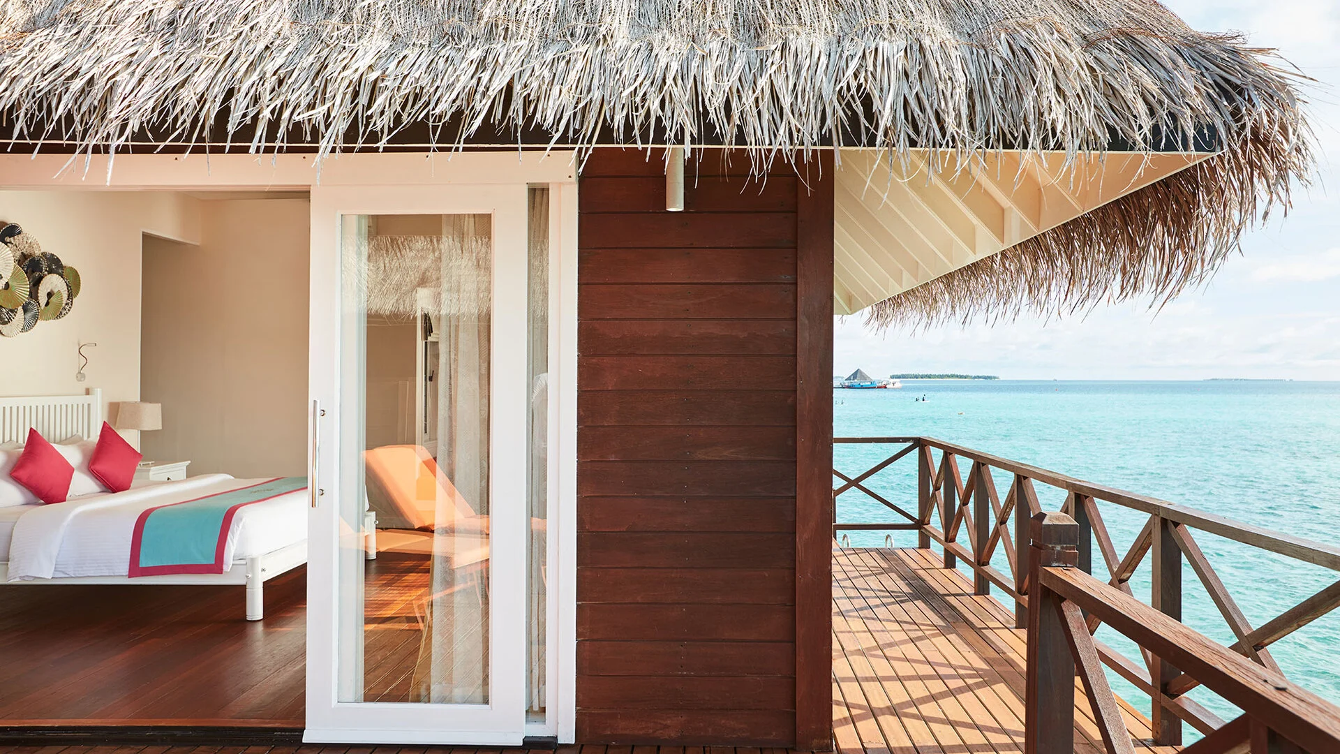 Sun Siyam Vilu Reef  — Sunset Reef Villa