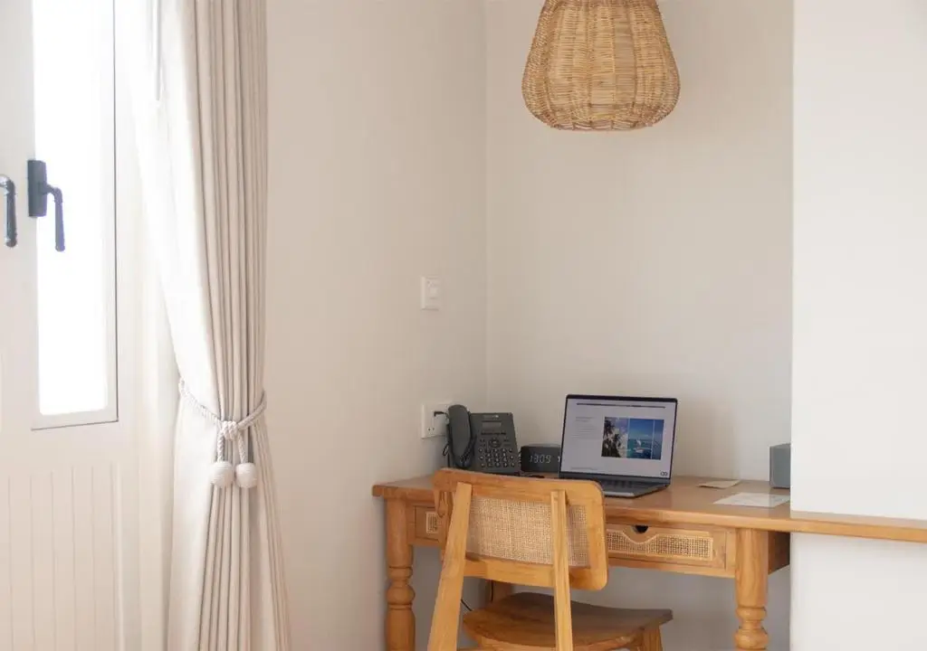 Stone Hotels Dhiffushi — Standard Deluxe Room