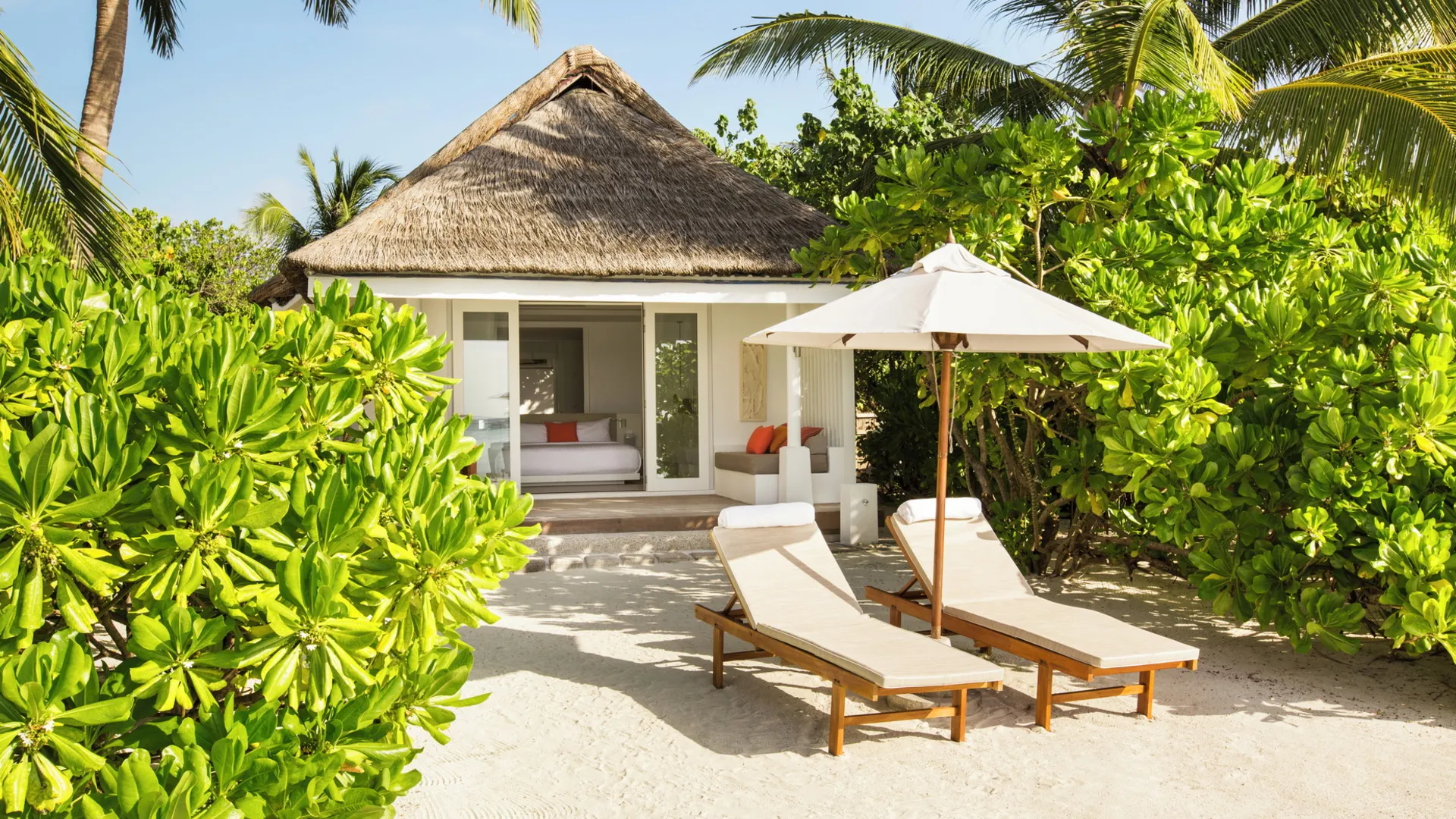 LUX* South Ari Atoll  — Beach Villa