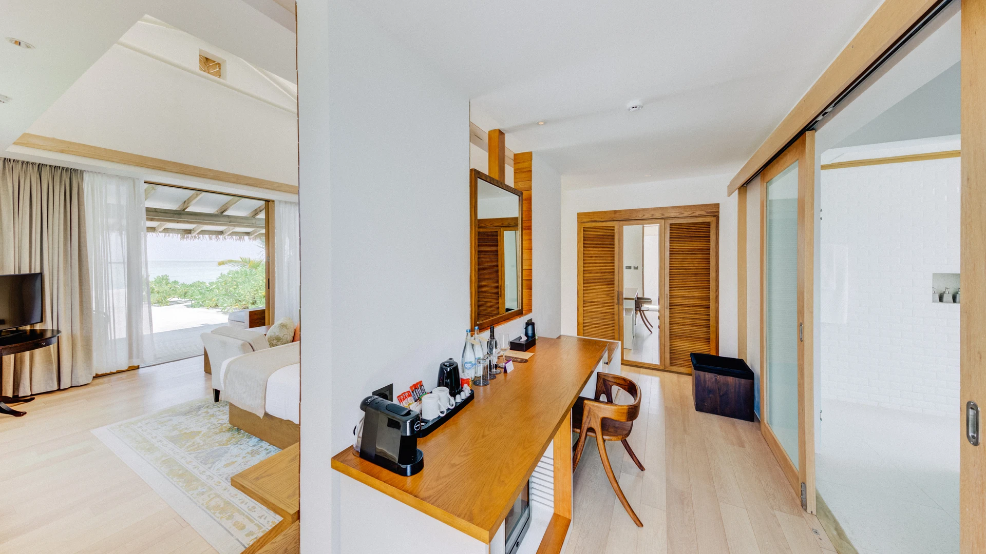 Cinnamon Hakuraa Huraa Maldives — Platinum Beach Bungalow