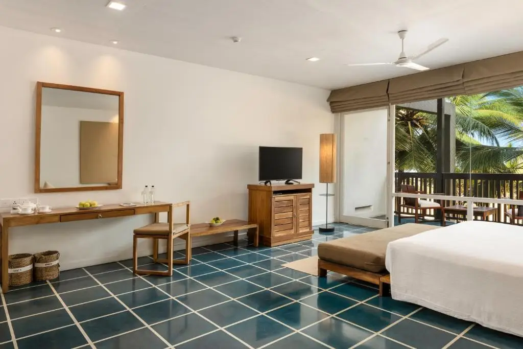 Jetwing Blue — Super Deluxe Twin Room with Sea View