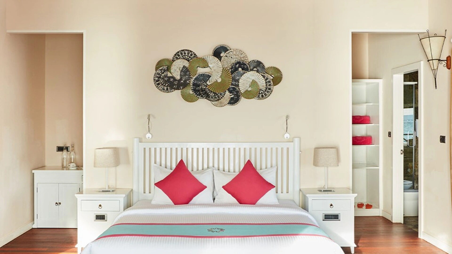 Sun Siyam Vilu Reef  — Reef Villa
