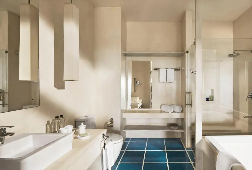 Jetwing Blue — Double Deluxe Room with Sea View