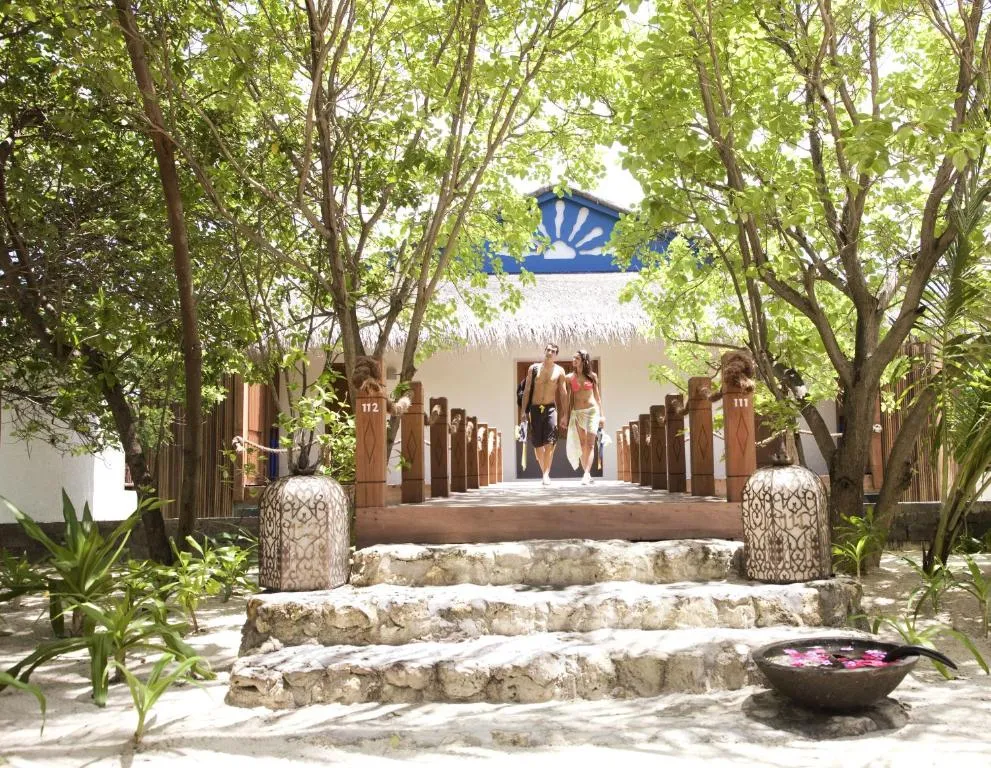 Taj Coral Reef Resort & Spa Maldives — photo 5