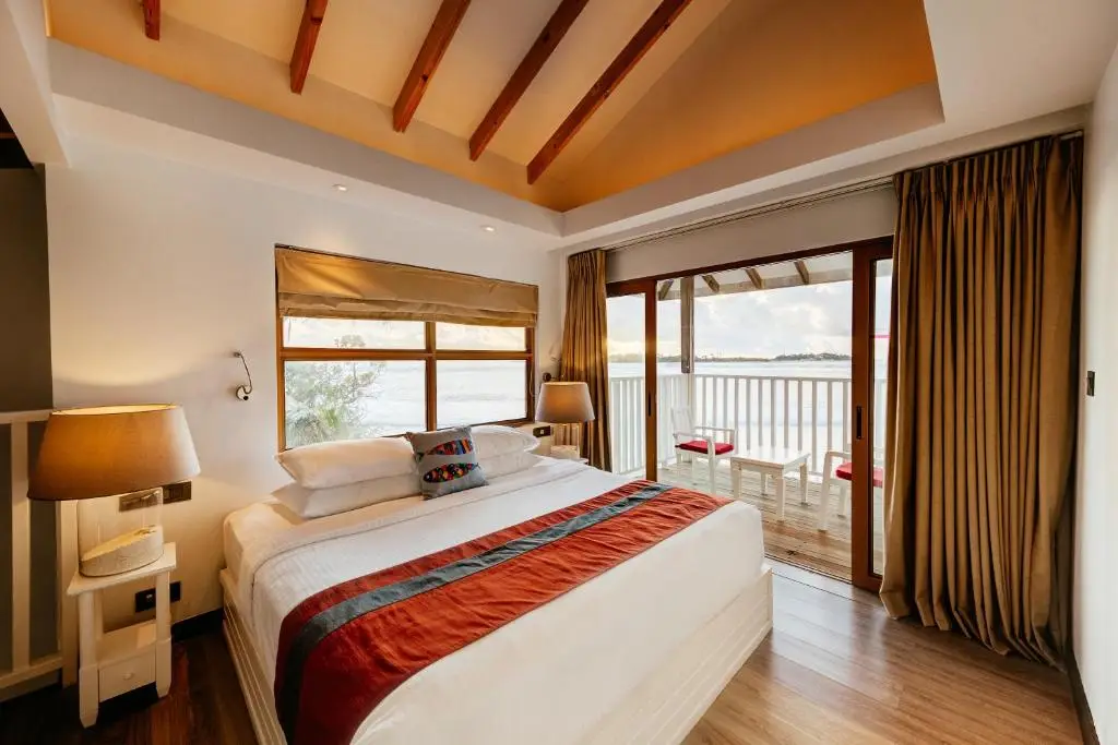 Cinnamon Dhonveli Maldives — Duplex Garden Bungalow
