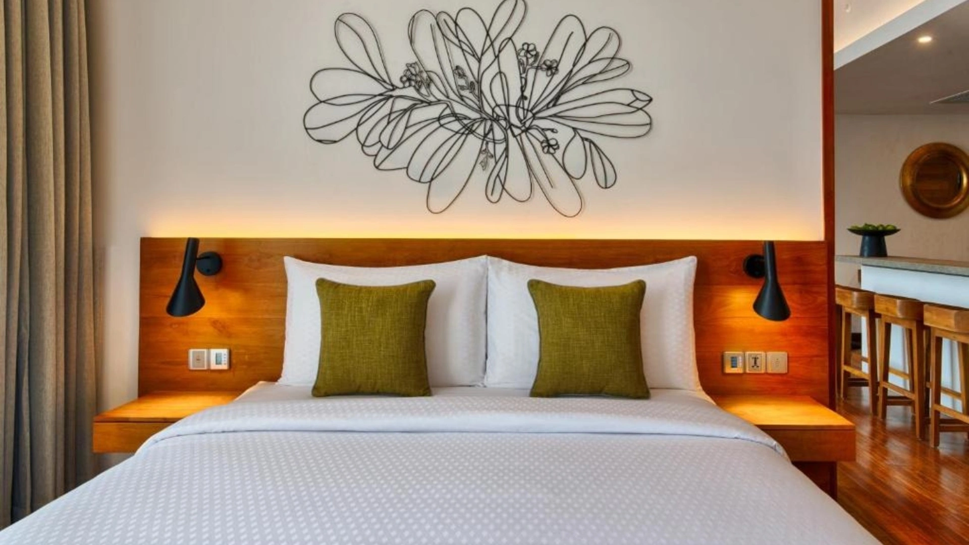 JETWING COLOMBO SEVEN — Serviced Apartments (Studios & Multi-bedroom)