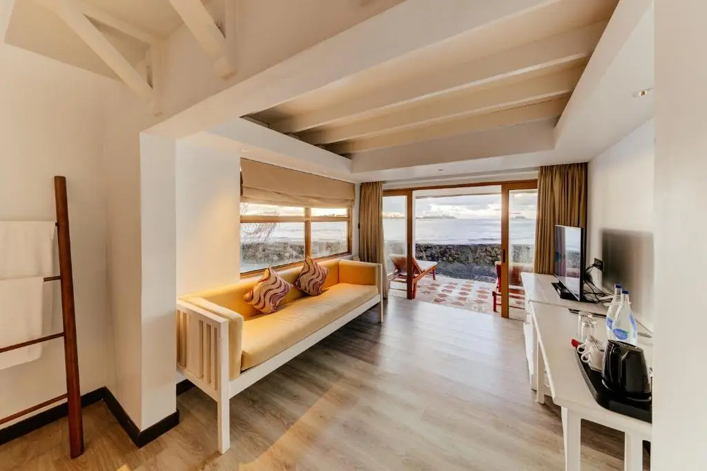 Cinnamon Dhonveli Maldives — Duplex Garden Bungalow